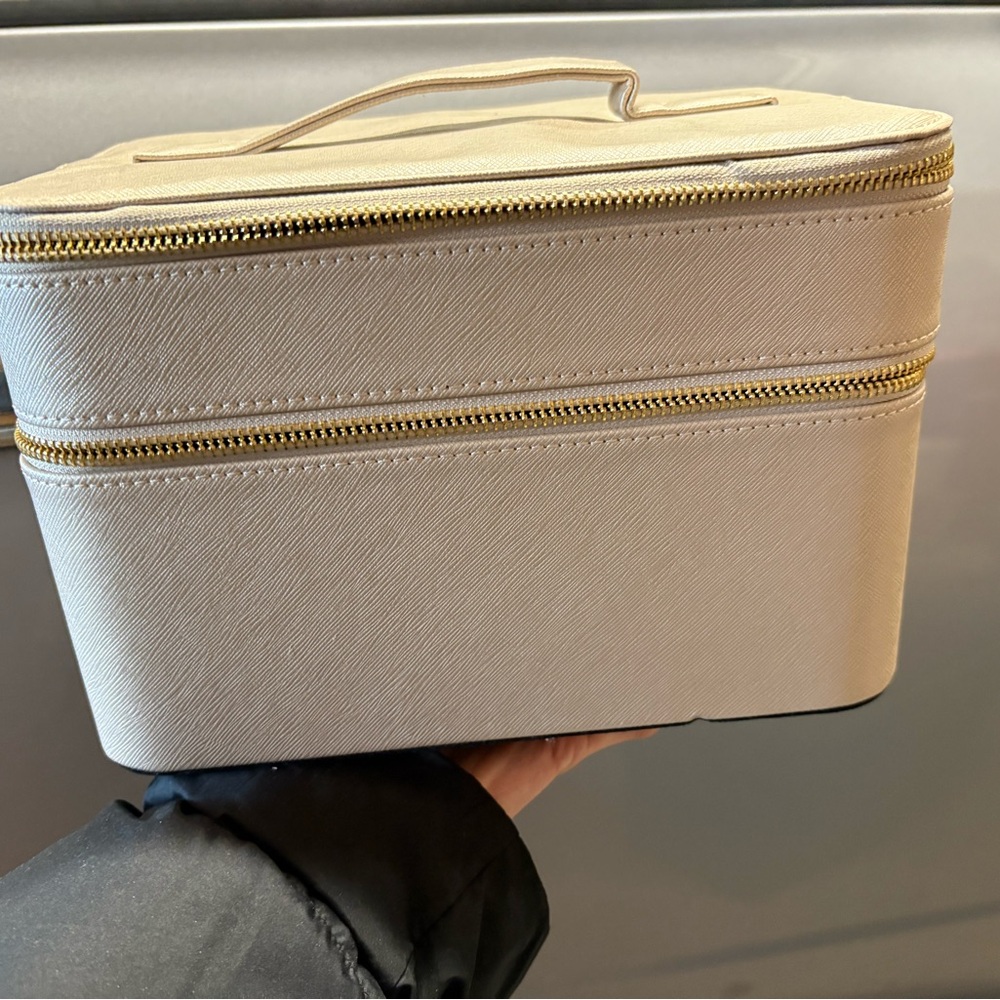Brand New Travel Makeup Case with Gold Zipper